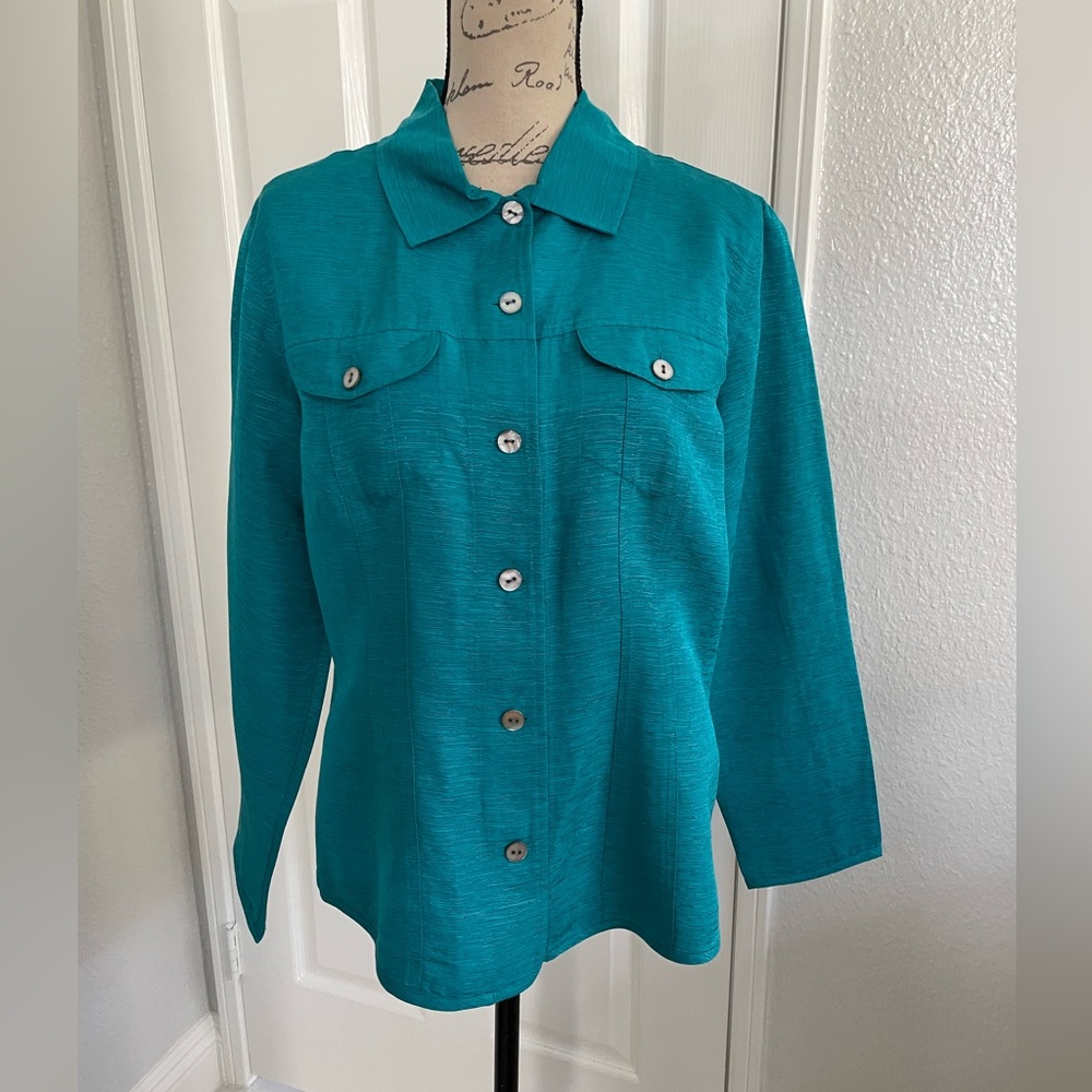 Chico’s buttons down shirt